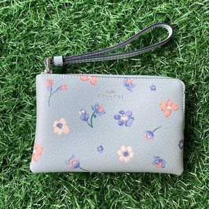 Coach Mystical Floral Corner Zip Wristlet Light Teal Multi